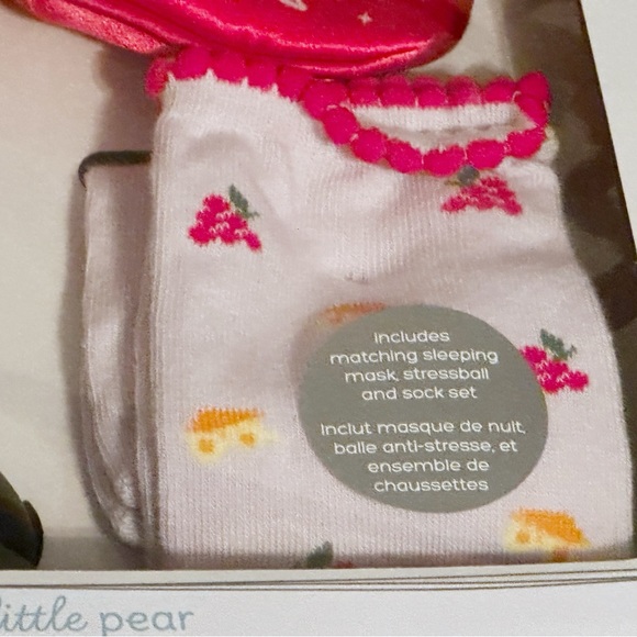 NWT GAL- entines /valentines gift box - Picture 2 of 2